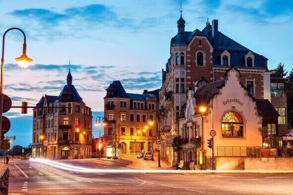 Город в сумерках